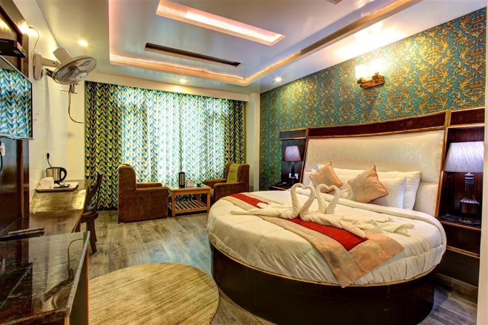 Hotel Manali Grand - Manali (Himachal Pradesh) — Photos 2