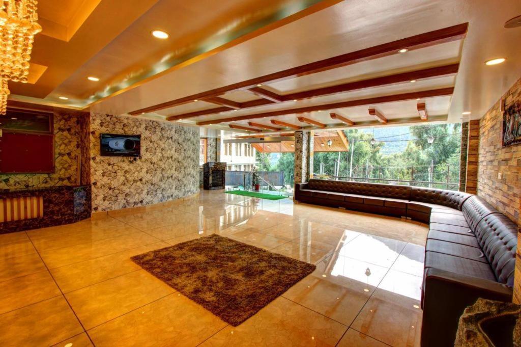 Hotel Manali Grand - Manali (Himachal Pradesh) — Photos 3