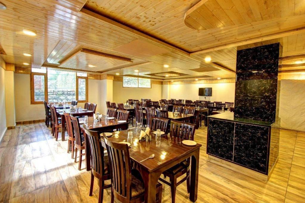 Hotel Manali Grand - Manali (Himachal Pradesh), Manali